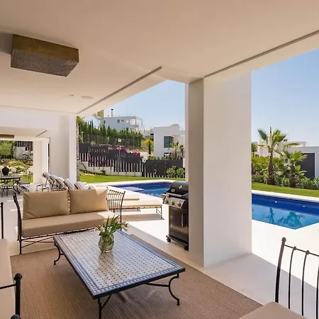 V - Chic 6-bedroom In Olivos, Вилла *