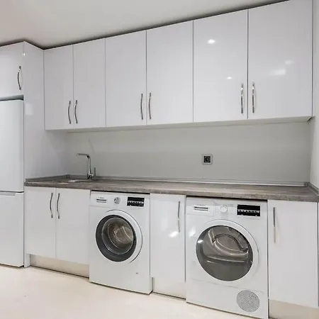Вилла V - Chic 6-bedroom In Olivos, Марбелья
